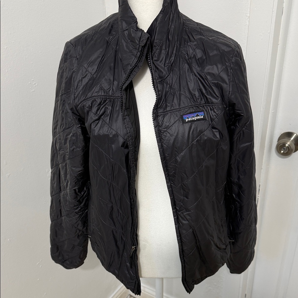 Patagonia Women's Black Puffer Jacket